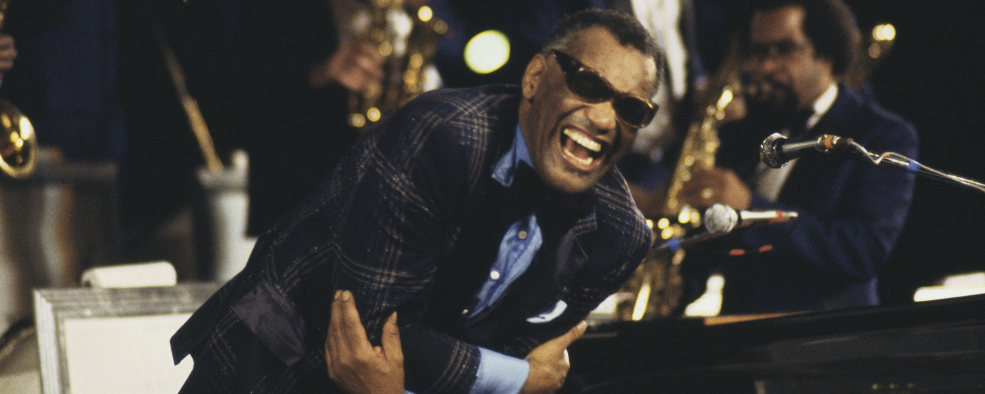 The Story Behind “Hallelujah, I Love Her So” by Ray Charles and Why It Was Able to Cross Over