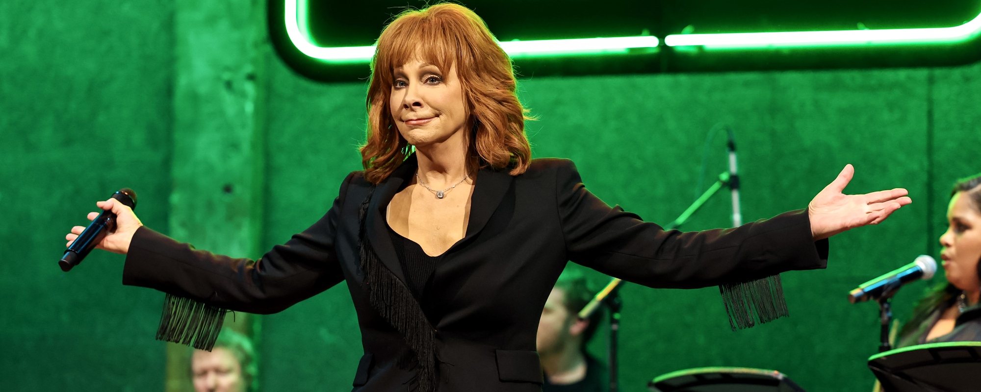 The Story Behind the Touching Tribute Reba McEntire Wrote for Her Late Father, “Daddy”