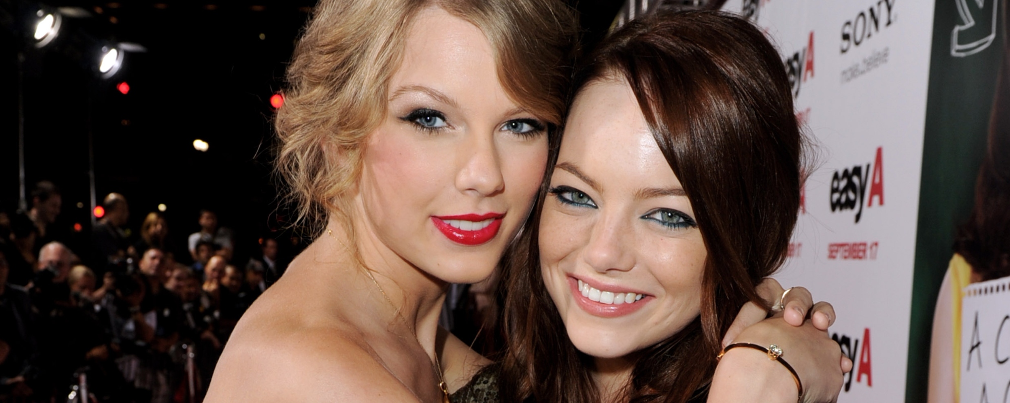Emma Stone Claims She’ll Never Make a Joke About Friend Taylor Swift After Comments Were Taken Out of Context