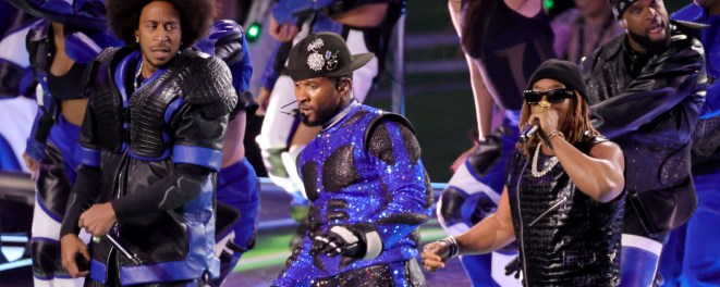 Usher performing at the Halftime Show