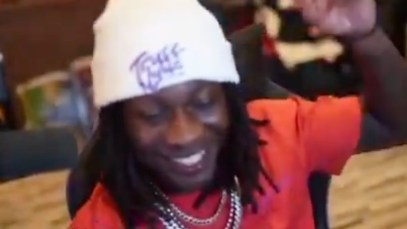 Newest Chiefs Player Jams Out to Taylor Swift After Signing With Kansas City