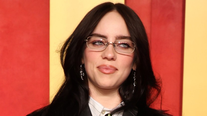 Billie Eilish Criticizes Fellow Artists Who Sell Numerous Vinyl Formats To Increase Sells
