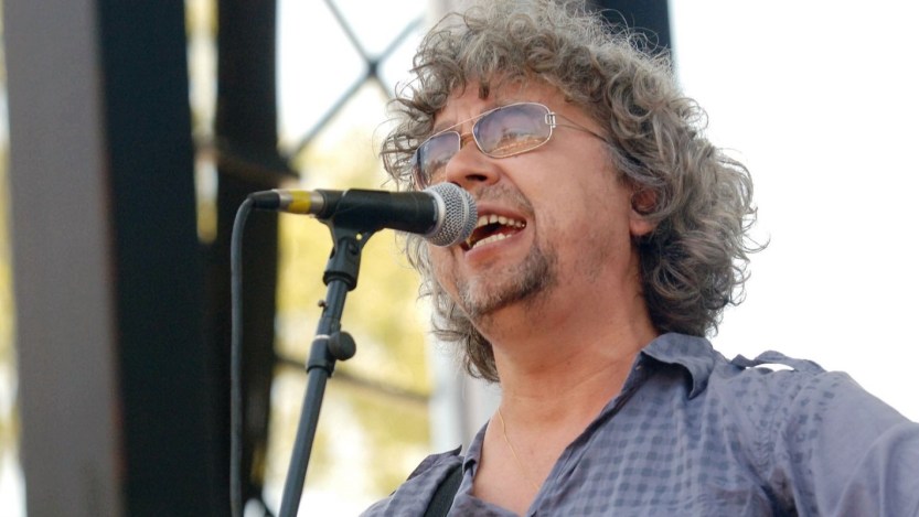 Peter Gabriel, The Waterboys’ Mike Scott Among Artists Paying Tribute to the Late Karl Wallinger