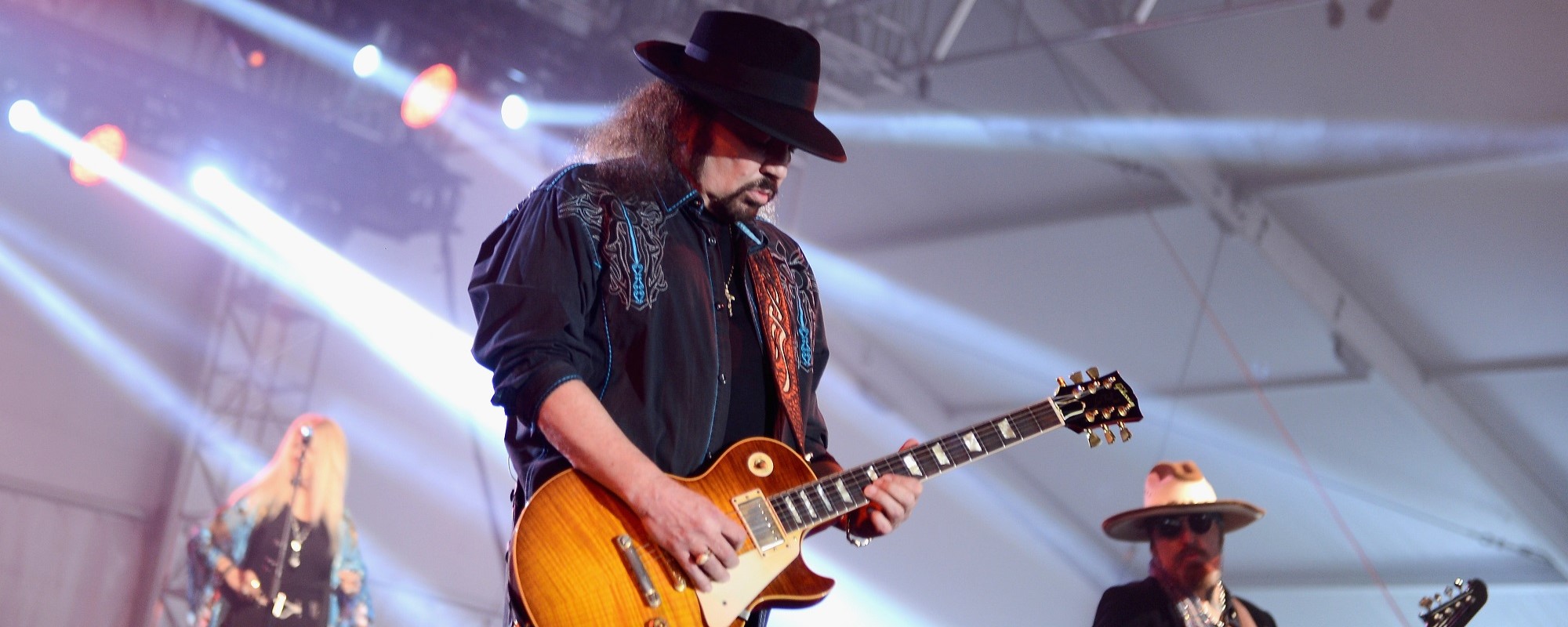 Lynyrd Skynyrd Pays Tribute to Gary Rossington on First Anniversary of His Death: “We Know You Are Smiling Down”