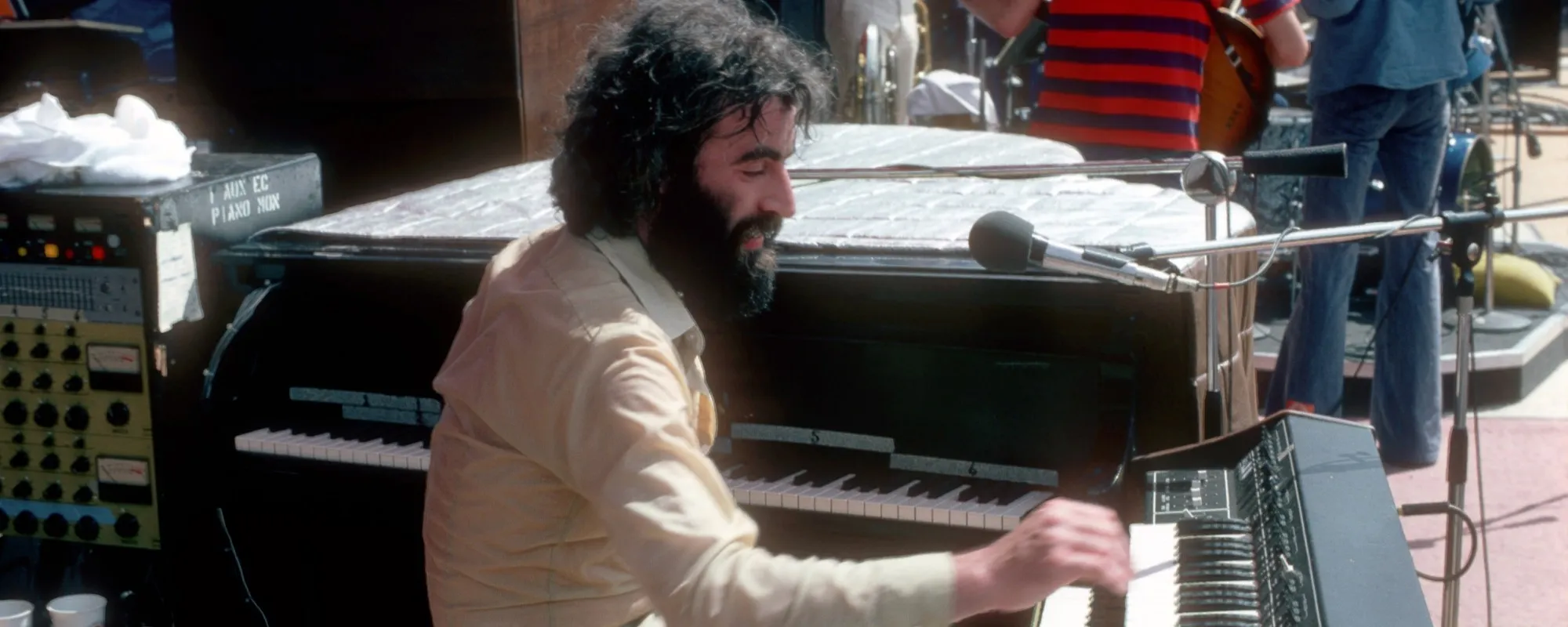 5 Sad and Beautiful Vocal Performances by Late Band Member Richard Manuel