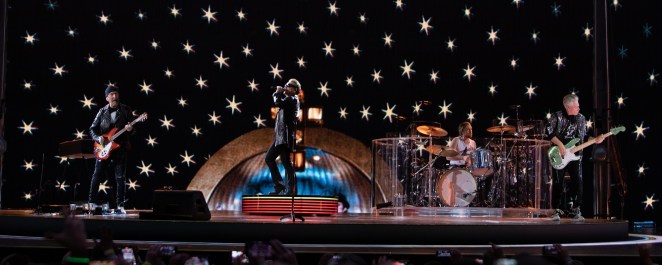 U2’s Final Las Vegas Residency Shows Include Appearances by Larry Mullen Jr., Daniel Lanois: Watch Fan-Shot Highlights