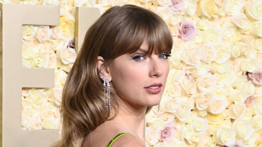 Taylor Swift attends the 2024 Golden Globes.
