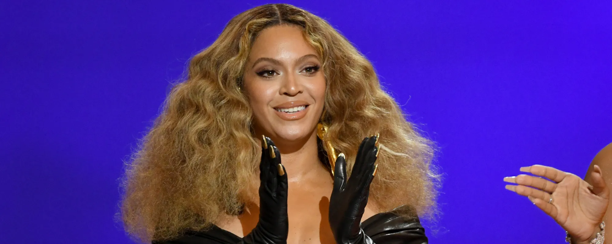 Here Are All the Lyrics Beyoncé Changed From Dolly Parton’s “Jolene”