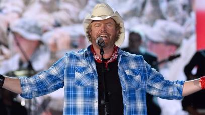Toby Keith to appear on HARDY's new Hixtape