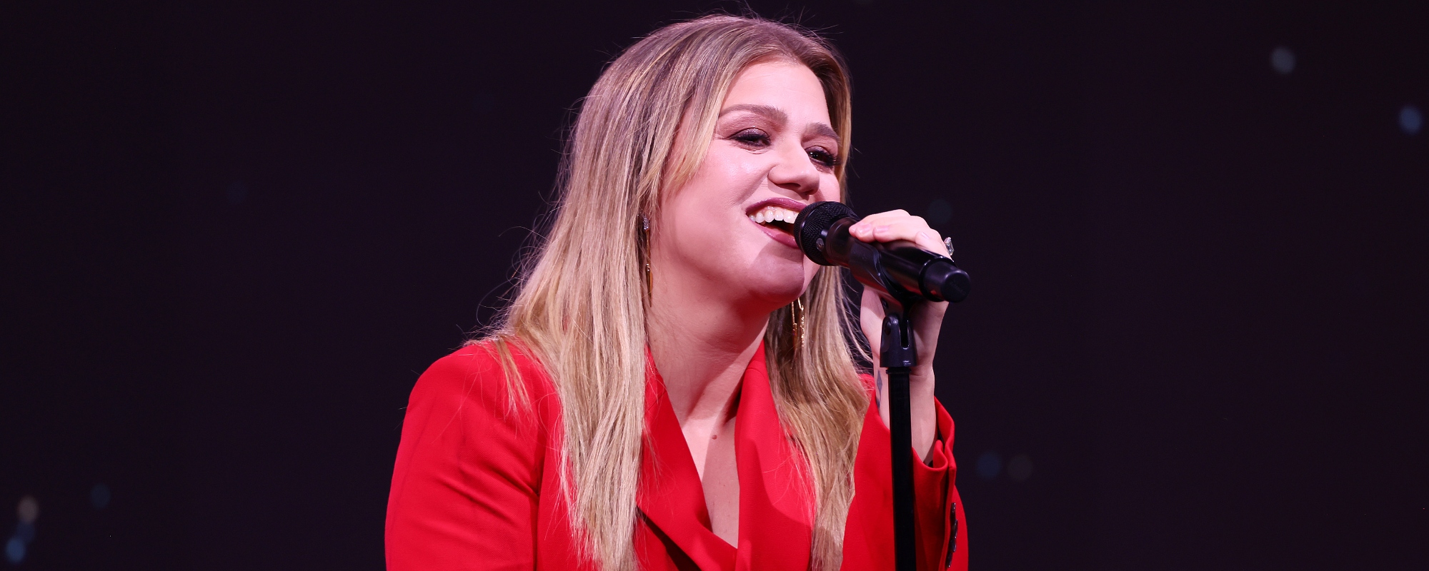 3 of Kelly Clarkson’s Favorite Songs to Cover
