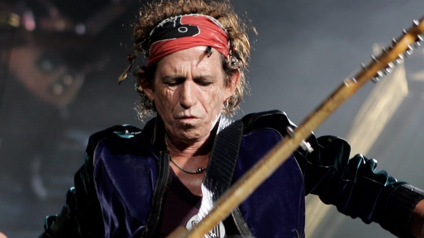 Behind Keith Richards’ Claim He Did (Or Didn’t) Snort His Dad’s Ashes