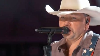 Jason Aldean Performs "Let Your Boys Be Country" at the CMT Music Awards Following Ban