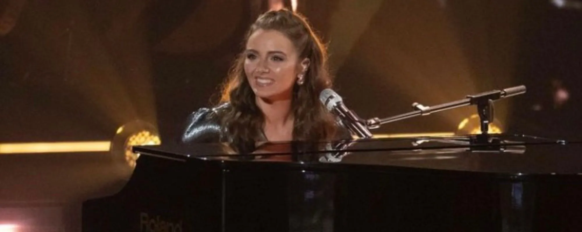 'American Idol' Contestant Clarifies Perceived Emmy Russell Snub