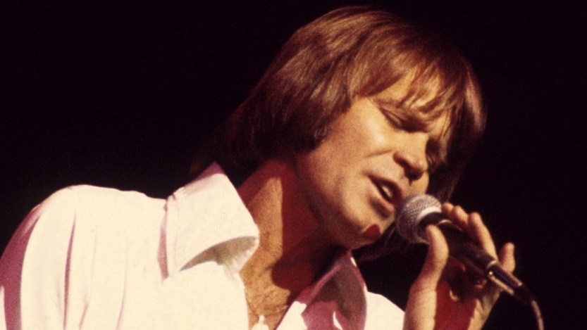 Remember When: Glen Campbell Scored His Second No. 1 Hot 100 Hit with the Country-Pop Classic “Southern Nights”