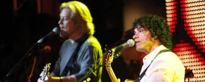 Check Out 5 Hall & Oates Songs Showcasing John Oates’ Singing in Honor of His Birthday