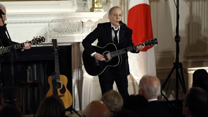 Watch Paul Simon Perform One of His Classic Solo Songs at White House Dinner Hosted by President Biden