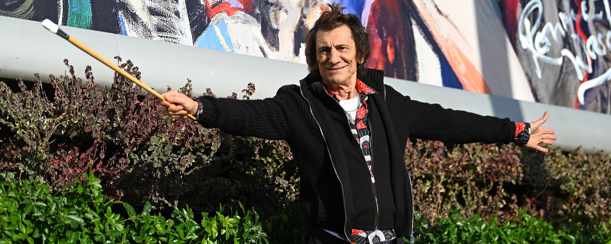 The Rolling Stones’ Ronnie Wood Selling Art-Print Collection to Benefit Eric Clapton-Founded Crossroads Rehab Center