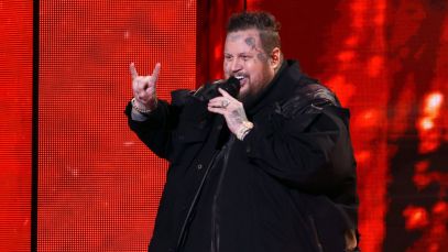 "Little Baby Scare:" Jelly Roll Updates Fans On Emergency Plane Landing