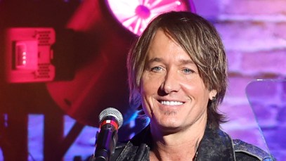 Keith Urban Dominates CMT Music Awards With Special Performance