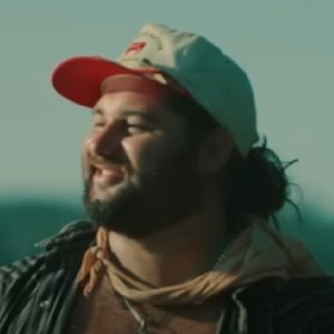 Koe Wetzel Stops Country Thunder Festival After Fan Lost Service Dog