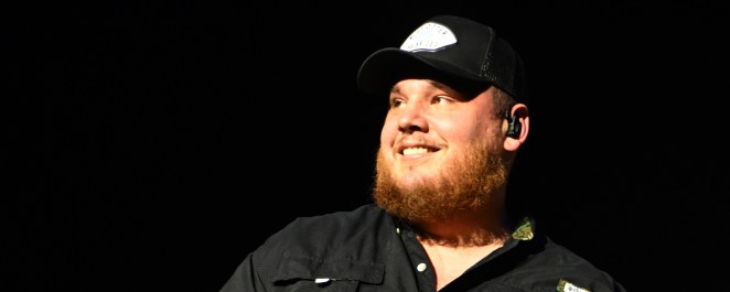 Luke Combs Recalls Crazy Time He Smoked Marijuana With Willie Nelson: "It Was Absolutely Wild"