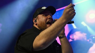 Luke Combs Will Debut Unreleased Song on Tour