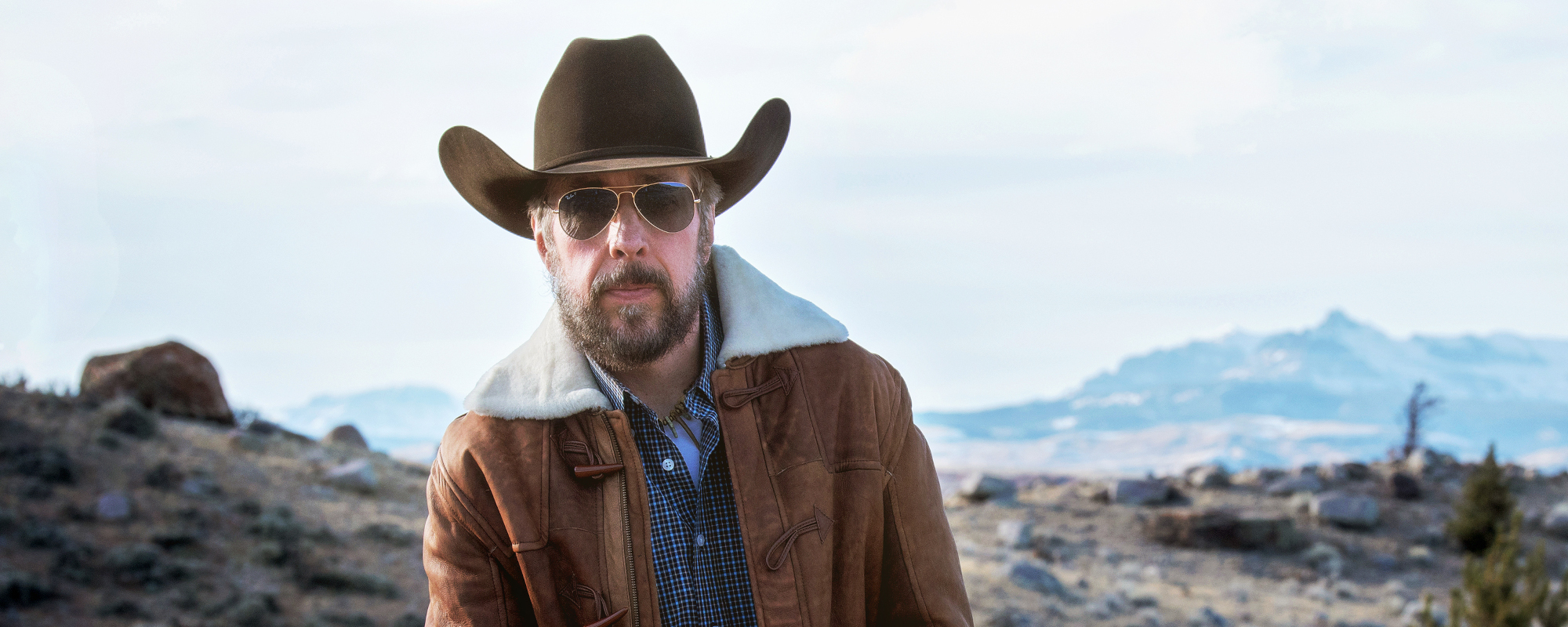 ولد كونواي تويتي، مؤلف أغاني ريبا ماكنتاير وكلينت بلاك وكيني تشيسني، في مثل هذا اليوم من عام 1964.