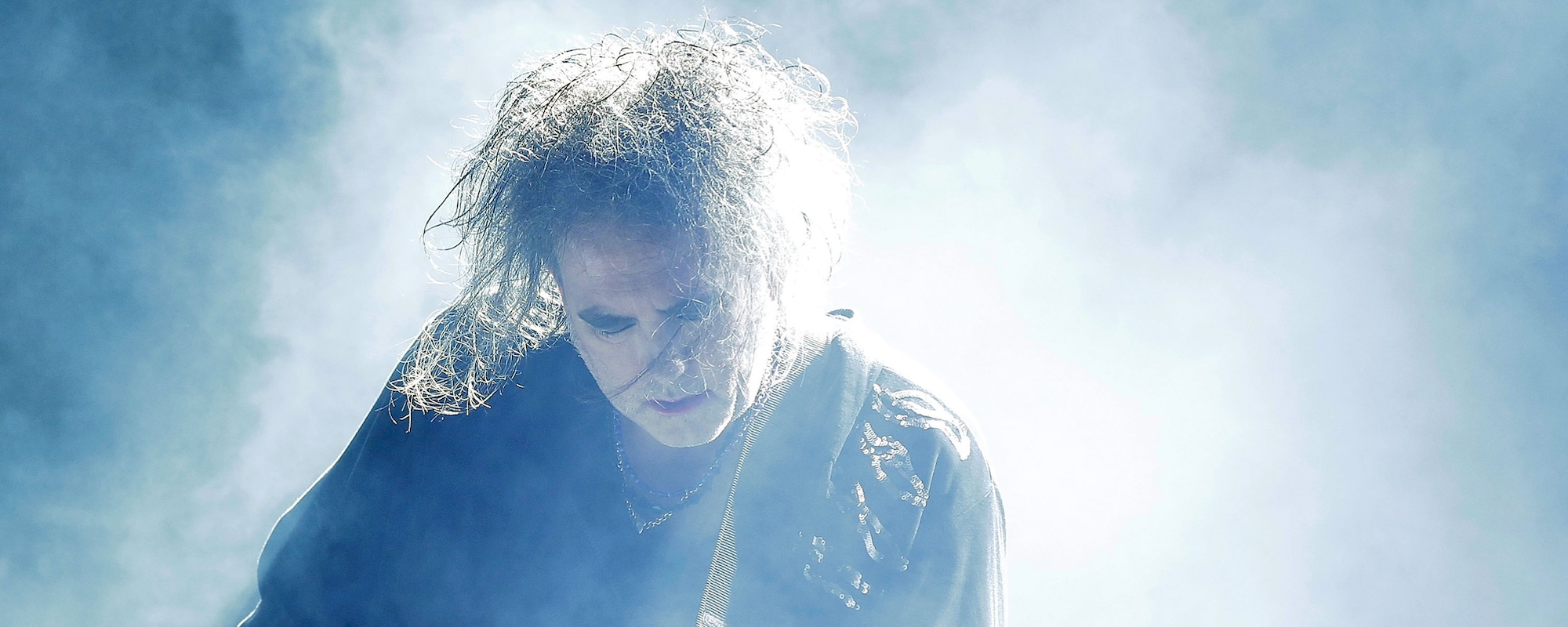 Robert Smith of the Cure Plans to “Retire” in 2029 - American Songwriter