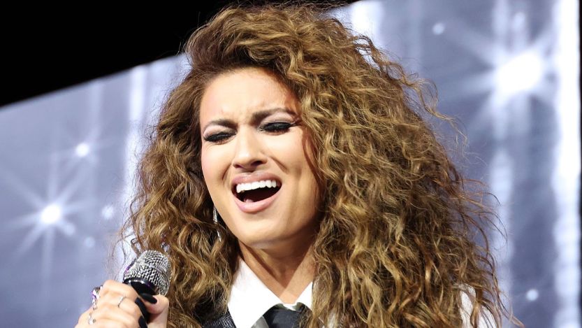 Tori Kelly returns to "American Idol" as a mentor.