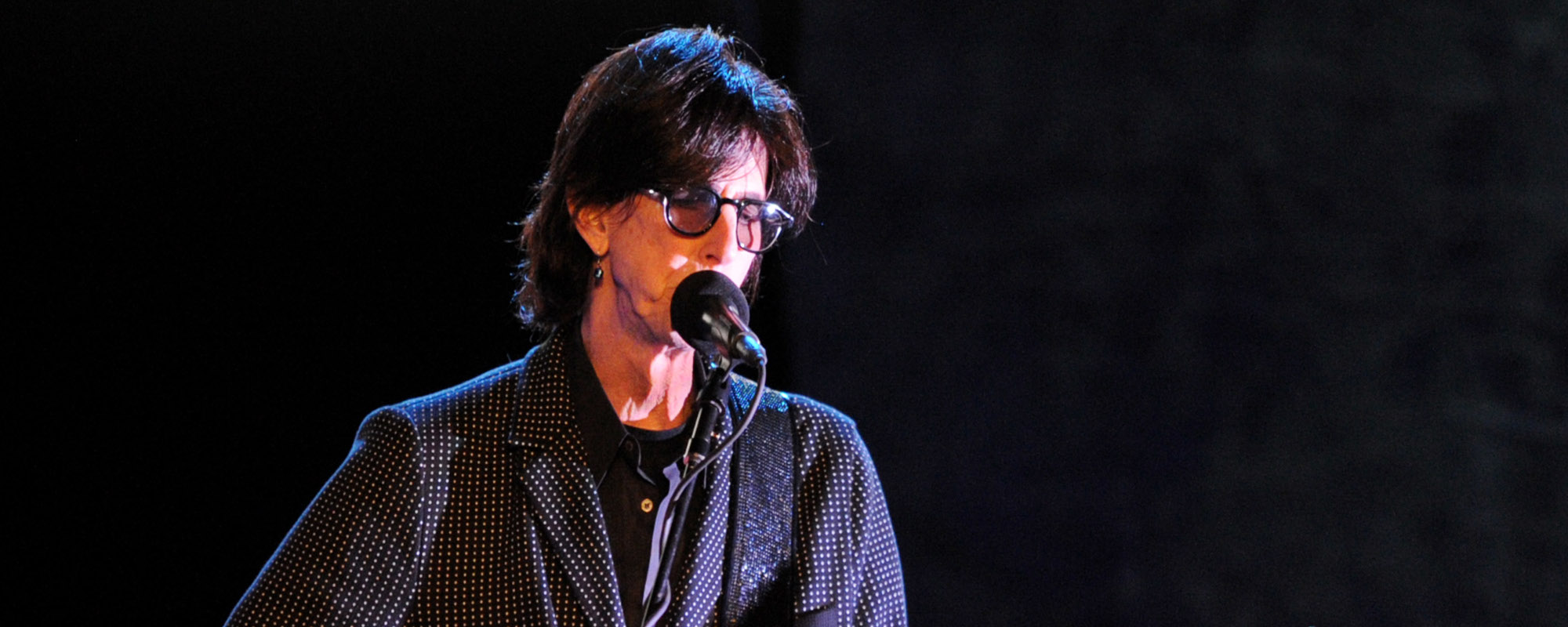 هل تتذكر عندما أصدرت فرقة The Cars ألبومًا للعودة في عام 2011 بعد غياب دام ربع قرن تقريبًا؟