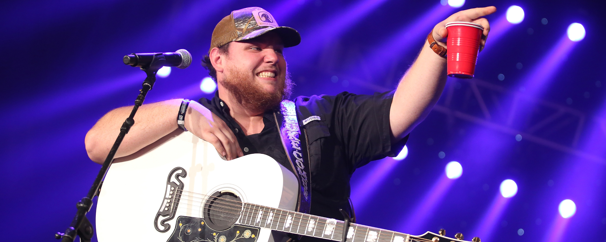 A Desperate Plea for Harmony: The Meaning Behind “The Great Divide” by Luke Combs and Billy Strings