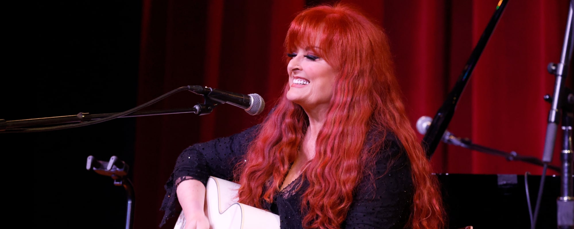 Wynonna Judd Salutes Song Suffragettes After Receiving the Yellow Rose of Inspiration Award: “I Am Always in Your Corner”