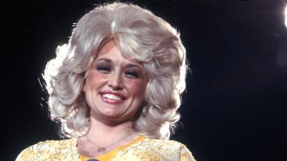 Dolly Parton in the era of My Tennessee Mountain Home