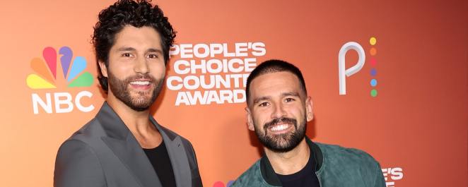 Dan + Shay will start their first playoff round on The Voice tonight