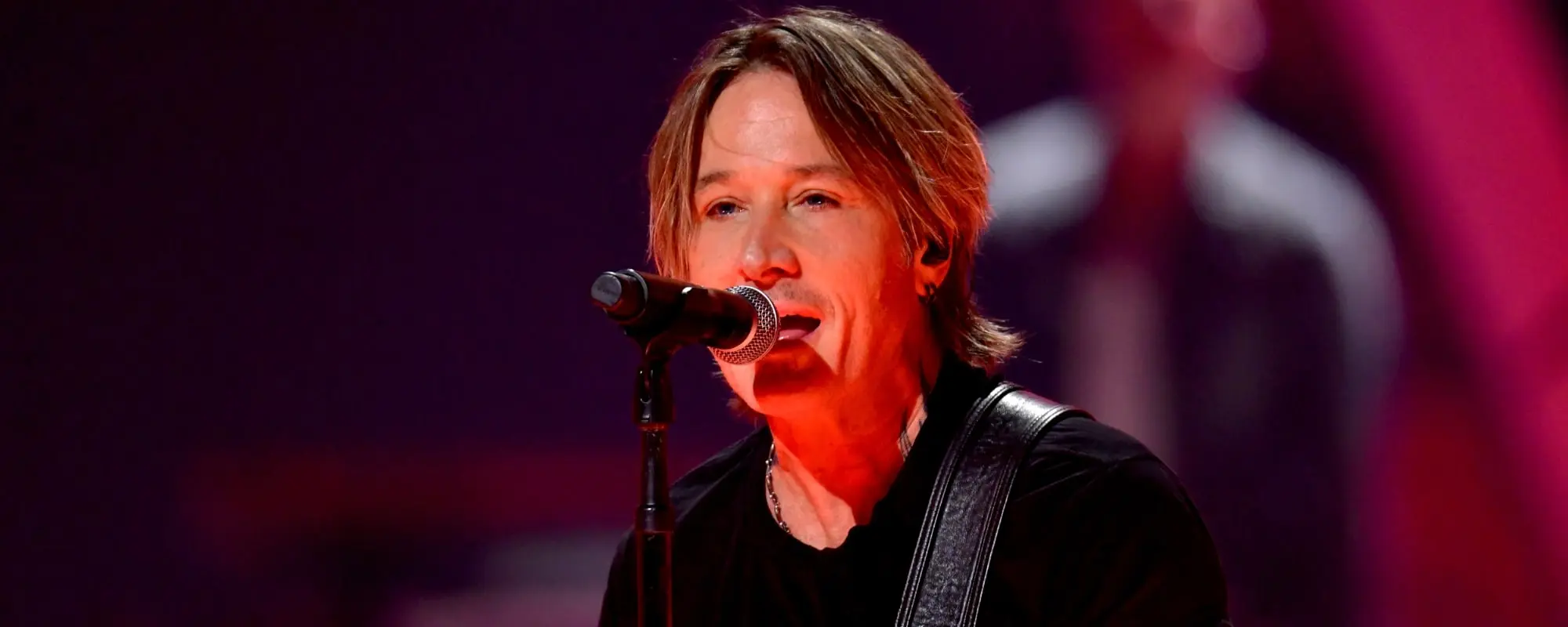Keith Urban will release a duet with Lainey Wilson next week.