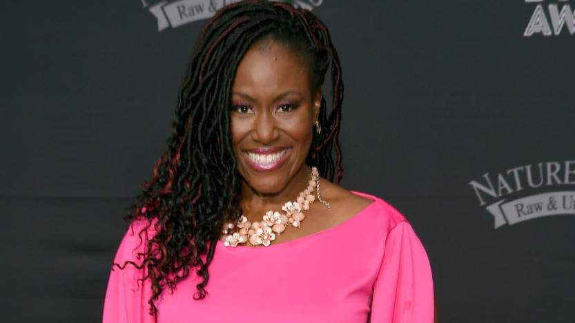 Mandisa forgave Simon Cowell for his mean comments during her audition.