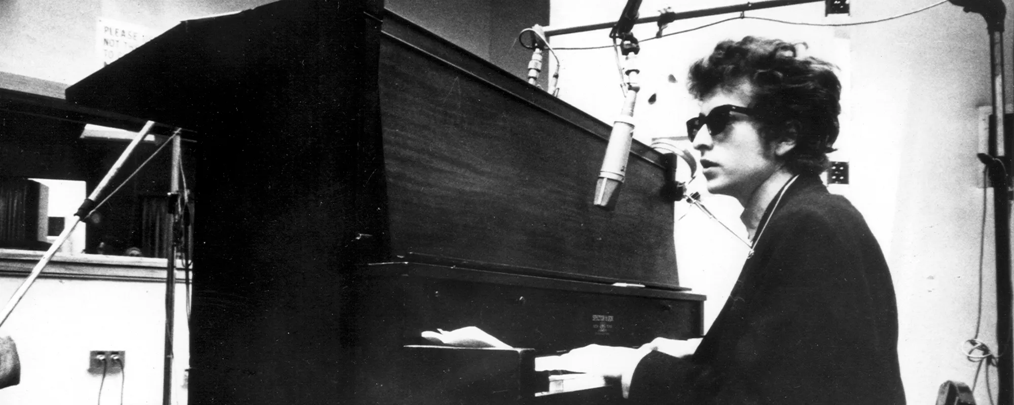 The Story Behind “I Want You” by Bob Dylan and the Rock Hall of Famer Who Urged Him to Record It