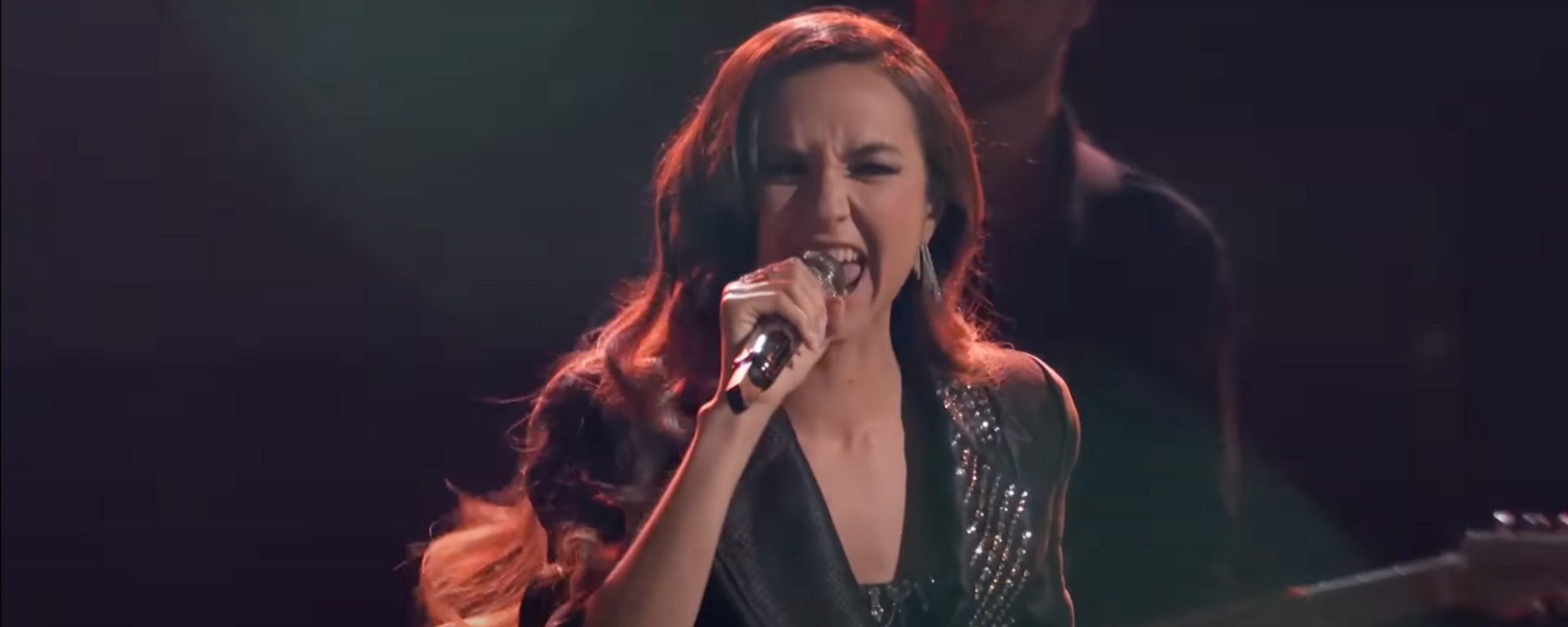 Team Chance’s Maddi Jane Brings Star Power to ‘The Voice’ Stage With Tate McRae’s “Greedy”