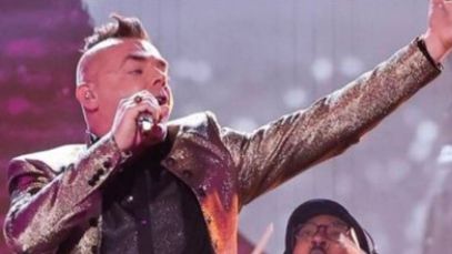 Bryan Olesen/John Legend Duet 'The Voice'