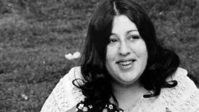1968: Mama Cass Elliot poses for a portrat for her solo career in 1968 in Los Angeles. (Photo by Michael Ochs Archives/Getty Images)