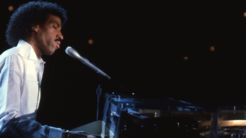 Remember When: Lionel Richie’s “Hello” Topped the ‘Billboard’ Singles Chart 40 Years Ago