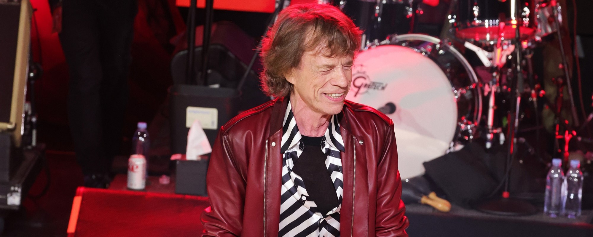 Watch Mick Jagger Belt out a Blake Shelton Tune to Seattle Crowd at The Rolling Stones Concert