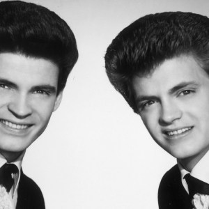 On This Day in 1960: The Everly Brothers’ Harmonious Career Highlight “Cathy’s Clown” Became a No. 1 Hit