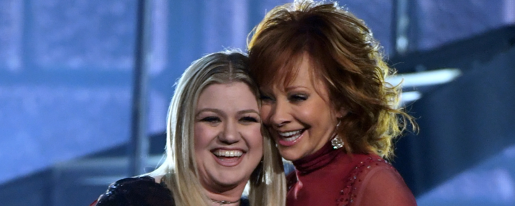 4 of Reba McEntire’s Best ACM Awards Moments Ever