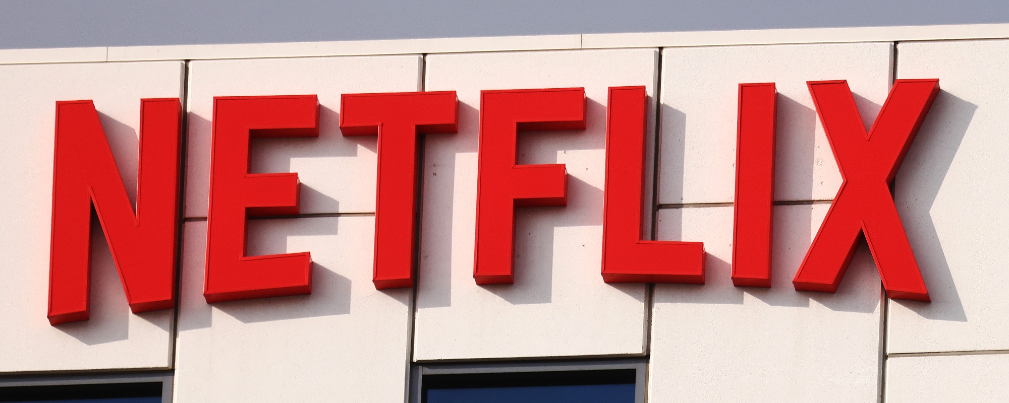 'Love is Blind' Meets 'The Voice': Netflix is Planning a Singing ...