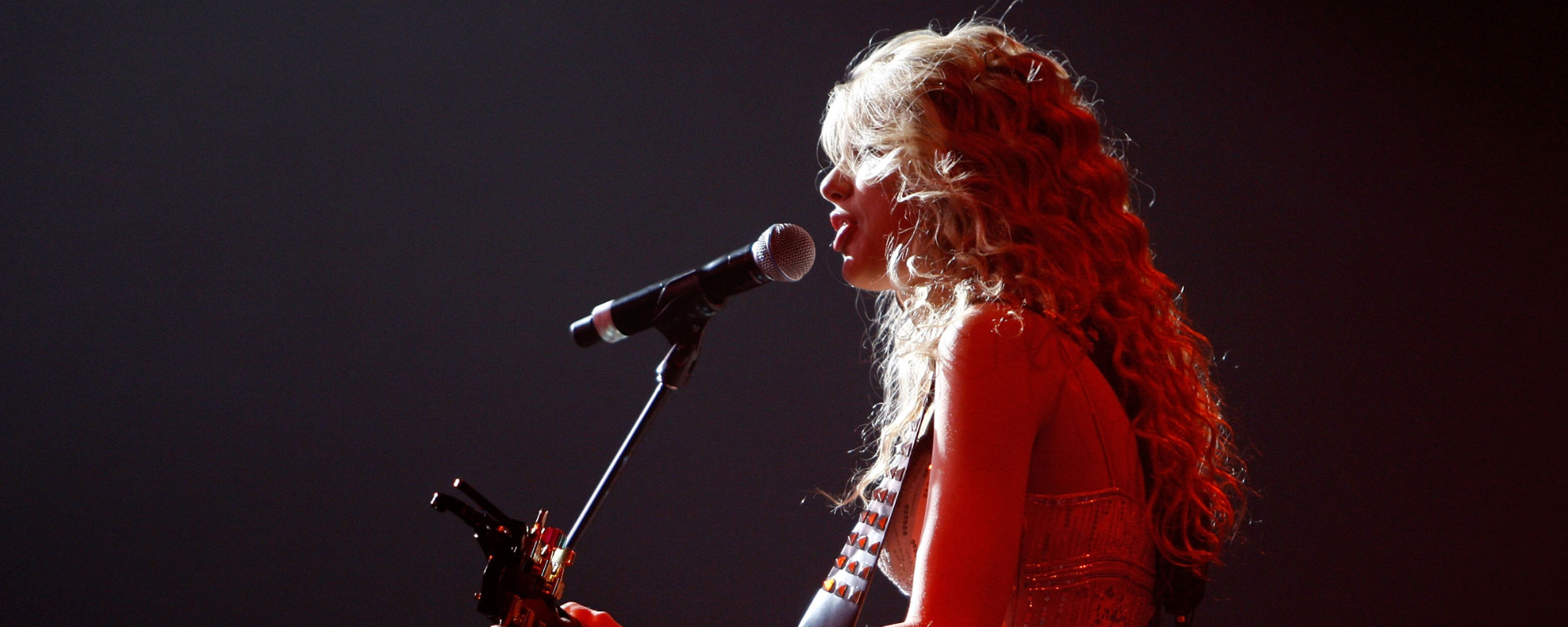 Remember When: Taylor Swift Performed “Tim McGraw” In Front of Tim McGraw at the ACMs