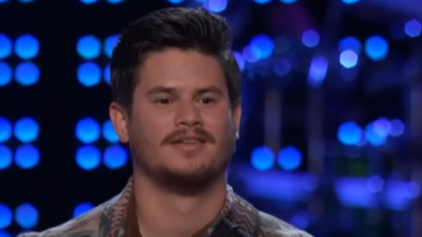 'The Voice' Contestant Donny Van Slee Performs for Tips on the Streets of Nashville
