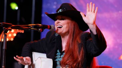 Wynonna Judd Recreates Childhood Photo to Commemorate 60th Birthday