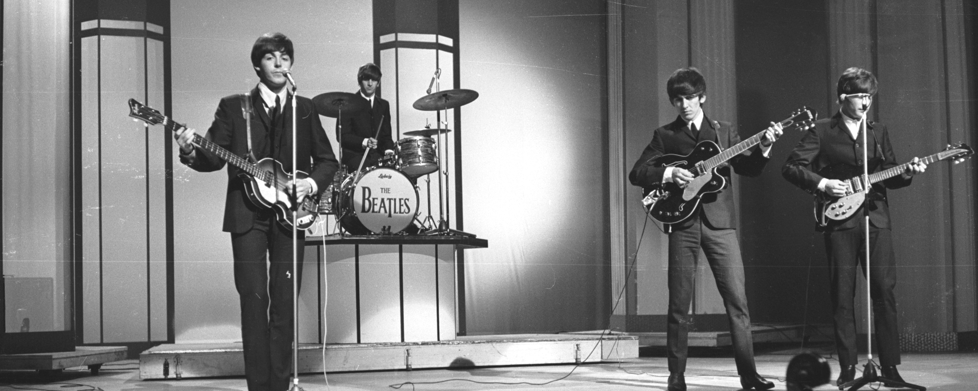 The “Feelgood” Story Behind the Early Beatles B-Side Classic “Mr. Moonlight”