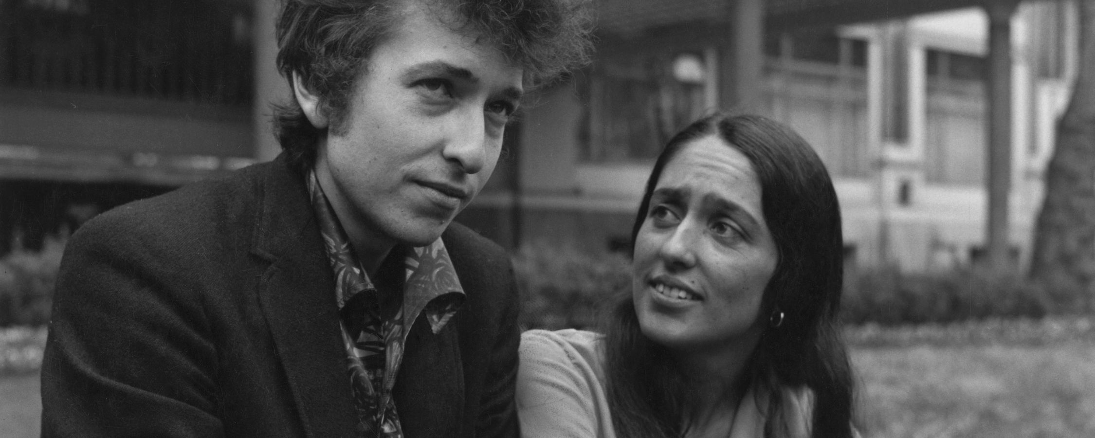 Joan Baez looks at Bob Dylan